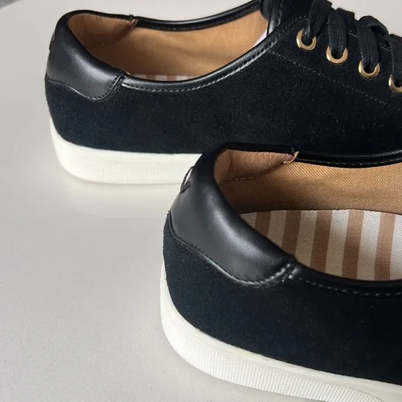VIONIC Sunny Brinley Black Suede Leather Lace Up Sneakers Womens Sz 9.5
