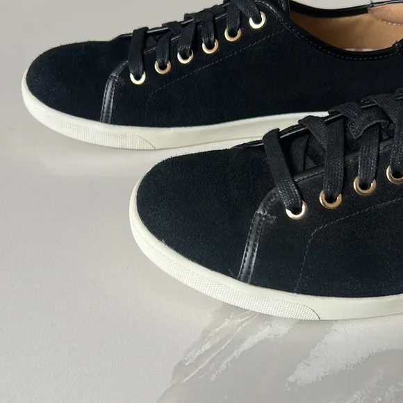 VIONIC Sunny Brinley Black Suede Leather Lace Up Sneakers Womens Sz 9.5