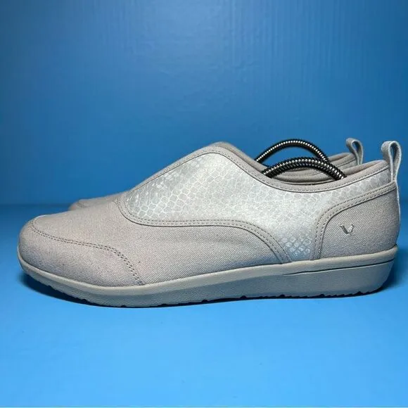 Vionic Womens Denver Silver Grey Slip On Shoes 10