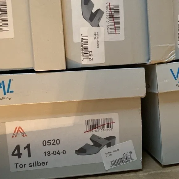Vital Shoes tor silber mules in silver