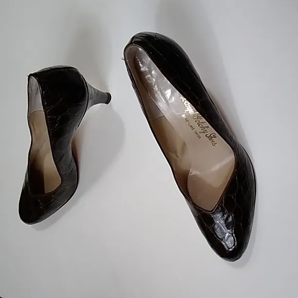 VTG Genuine Reptile Cort Ltd Reno Lake Tahoe Leather Women's Heels Shoes Sz 7.5