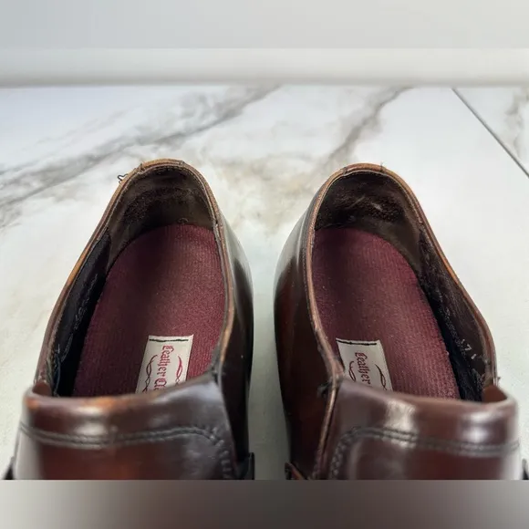 VTG Y2K Leather Classics Men's Brown Leather Slip On Loafers Dress Shoes, Sz 9.5