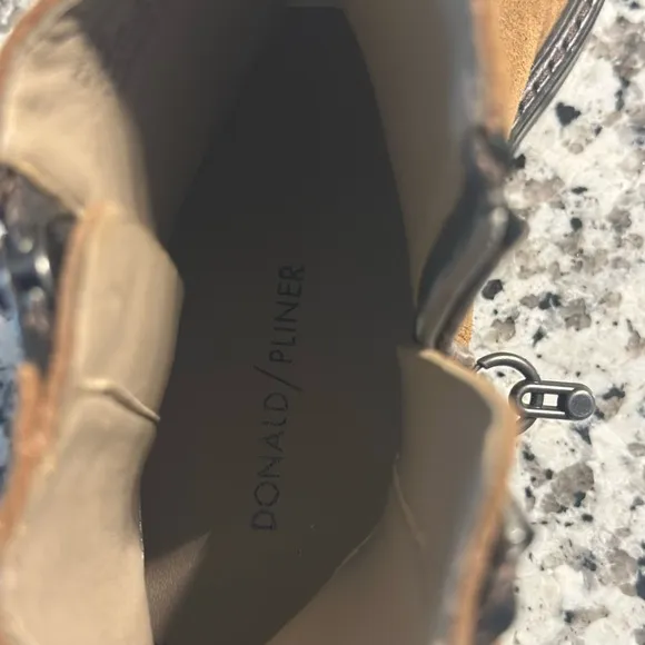 Women Donal J Pliner Tan Suede Boots
