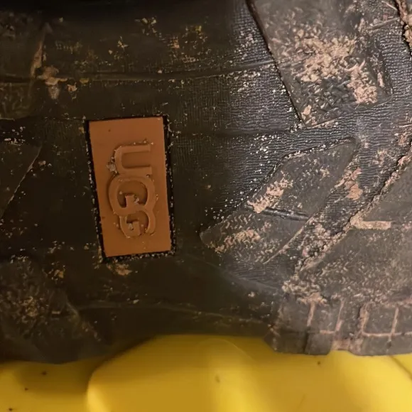Women Ugg waterproof boots size 5