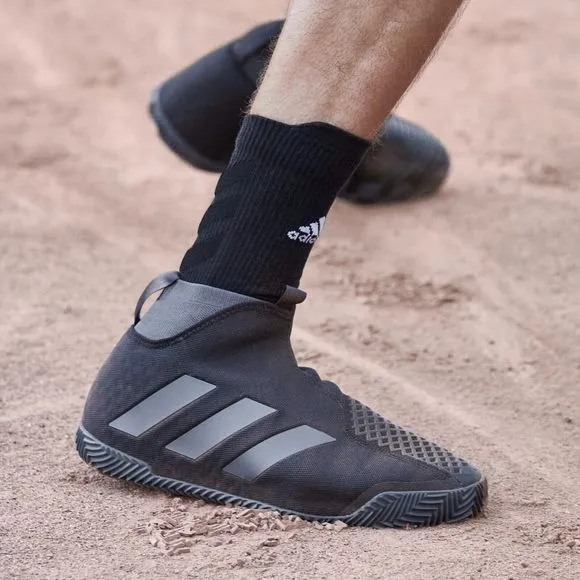 WOMEN'S adidas Stycon Laceless Clay Court Core Black FV2782