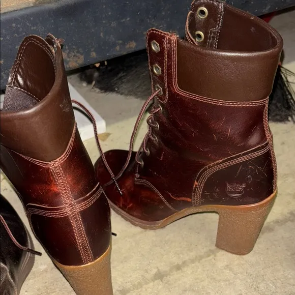 Women's Brown Leather Lace-Up Boots