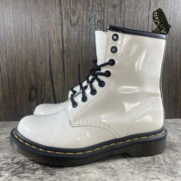 Womens Doc Martens White Air Wair Bouncing Soles Leather Boots 11821 Size 6