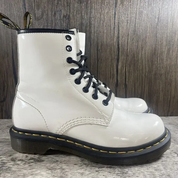 Womens Doc Martens White Air Wair Bouncing Soles Leather Boots 11821 Size 6
