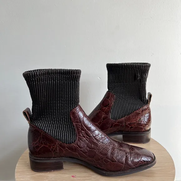 Women's Louise et Cie Brown Leather Ankle Boots Size 8.5