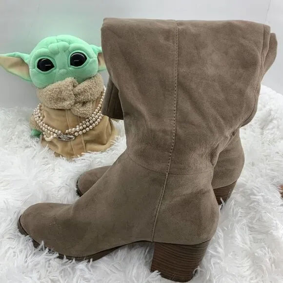 Womens Old Navy Faux Suede Slouch Boot's Tan 9