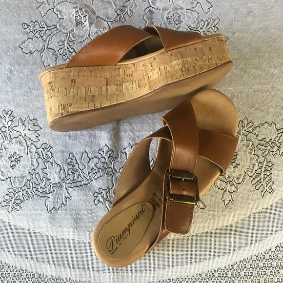 Women's Piampiani Tan Italian Leather Cork Platform Sandals. Size 37 (US 6.5/7)