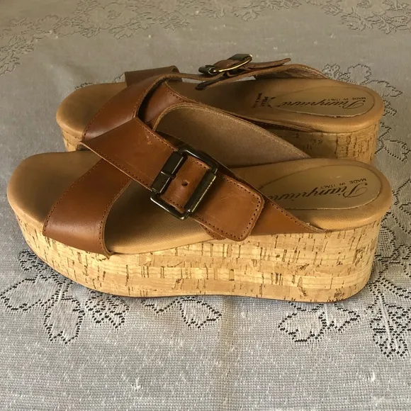 Women's Piampiani Tan Italian Leather Cork Platform Sandals. Size 37 (US 6.5/7)