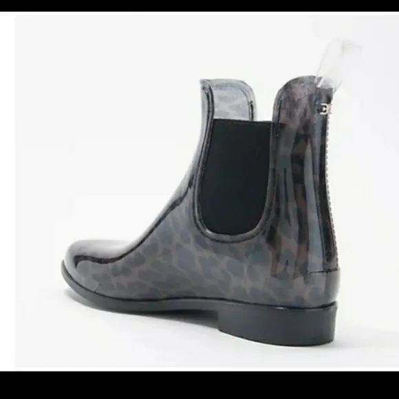 Womens sam eldeman Sz 10 Waterproof Leopard print brown black boots