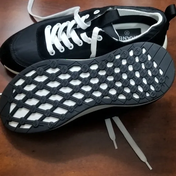 WOMEN'S SUEDE CHANEL SNEAKERS SZ.8  what's your offer!!!