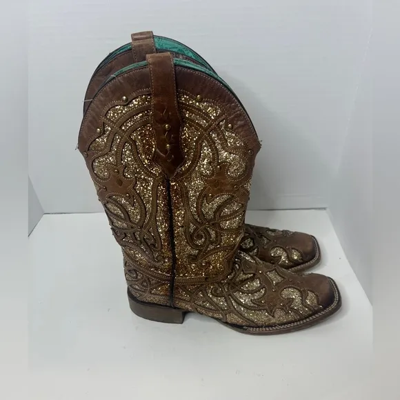 Womens Wide‎ Calf Corral Boots