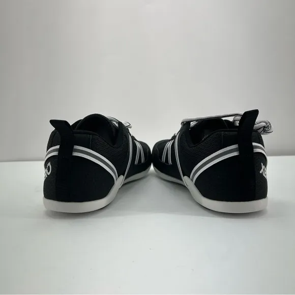Xeroshoes-Men's Prio Running and Fitness Lightweight Shoes-Black/White. Size:6.5