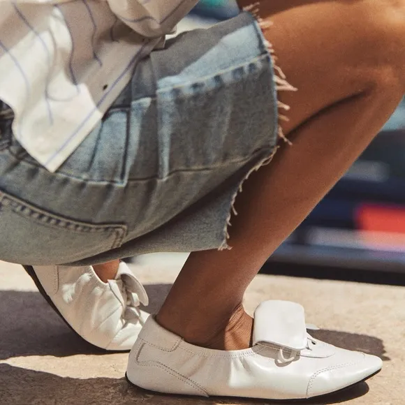 ZARA LACE-UP LOW HEEL LEATHER SHOES