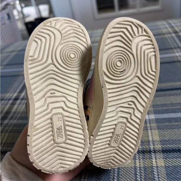 ZARA X DISNEY Minnie Mouse SNEAKERS Girls 6.5