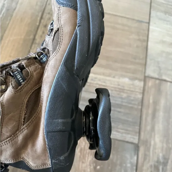 Zcoil Boots Men's Leather Hiking shoes size 9
